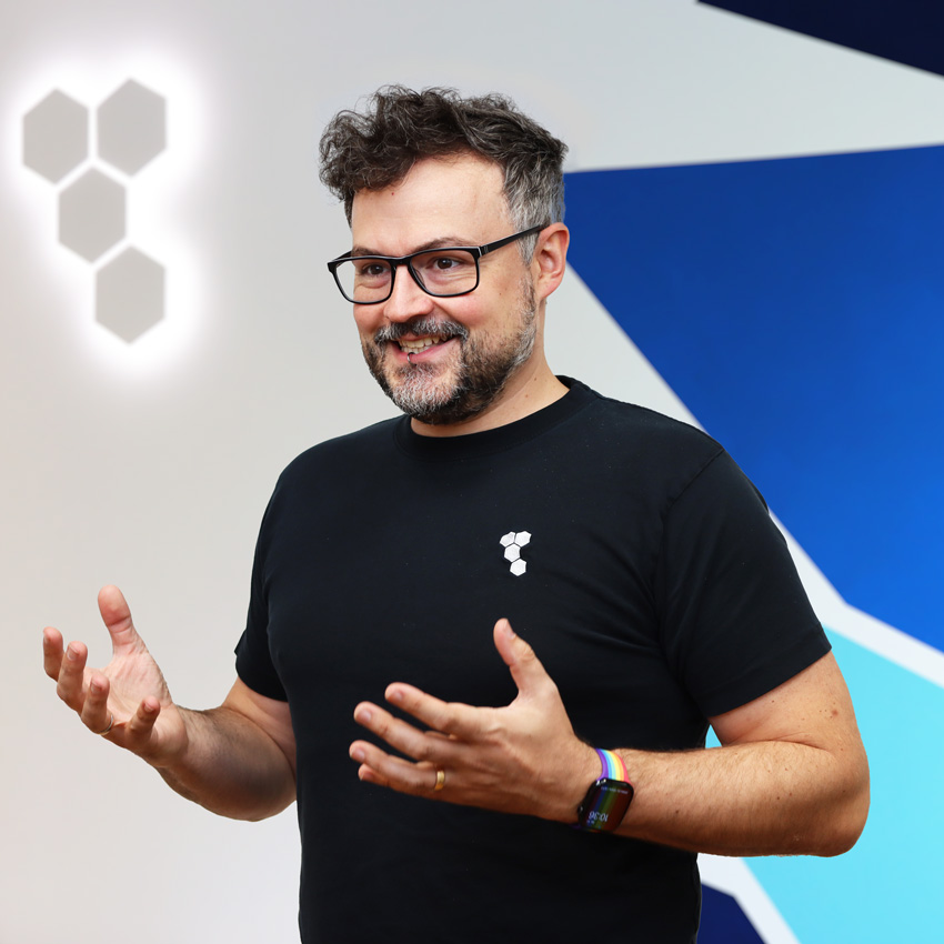 Benjamin Franz at the webinar "Trace Me If You Can: How to Keep Track of Medical Device UI Design Decisions" Webinar