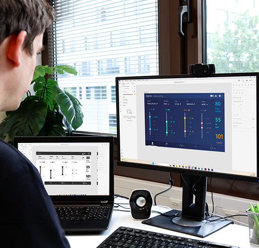 Designer arbeitet am UX & User Interface Design